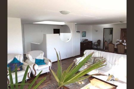 3_photo/94dce4e1a5.4e221277b30b404d-ATLAS-8aa4c1d5-d451-4784-9243-639ae9cda59d.jpg de casa à venda com 3 quartos, 350m² em Guabirotuba, Curitiba