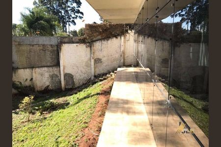 5_photo/94dce4e1a5.4e221277b30b404d-ATLAS-e3c30051-b28e-460f-8461-e056052f65bb.jpg de casa à venda com 3 quartos, 350m² em Guabirotuba, Curitiba