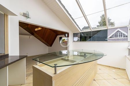 8_photo/94dce4e1c7.44330bc648828909-ATLAS-2a3ecd98-761a-4f2a-a8ac-06819a6ced89.jpg de casa para alugar com 4 quartos, 305m² em Guabirotuba, Curitiba