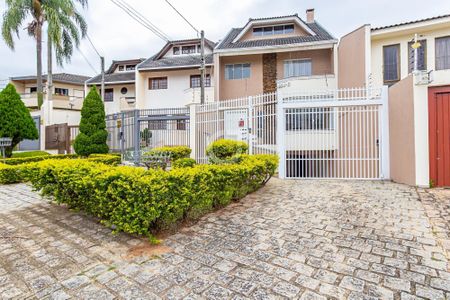 10_photo/94dce4e1c7.44330bc648828909-ATLAS-2ed1bddc-32ee-4cbb-a0e2-b155773ee560.jpg de casa para alugar com 4 quartos, 305m² em Guabirotuba, Curitiba