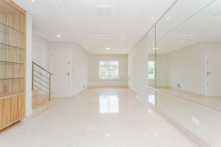 2_photo/94dce4e1d3.6c41d5510dcf68ec-ATLAS-827877ae-c912-4b02-8067-1b0f4536c9b3.jpg de casa para alugar com 4 quartos, 170m² em Guabirotuba, Curitiba