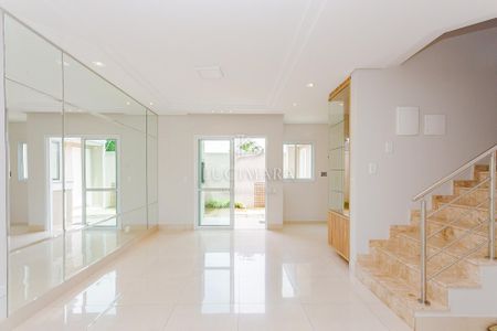5_photo/94dce4e1d3.6c41d5510dcf68ec-ATLAS-e50d5db6-905f-4246-9cd0-ed7ff5ef368e.jpg de casa para alugar com 4 quartos, 170m² em Guabirotuba, Curitiba