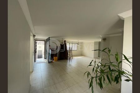 4_photo/94dce4e20b.2d782e9ced6b4695-ATLAS-b6ea8a07-874b-49af-8f33-c098bc4b93ec.jpg de casa à venda com 5 quartos, 238m² em Guabirotuba, Curitiba