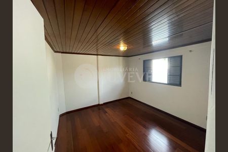 3_photo/94dce4e20b.2d782e9ced6b4695-ATLAS-d07f7da9-df91-4f40-a57a-4418e5a5a780.jpg de casa à venda com 5 quartos, 238m² em Guabirotuba, Curitiba