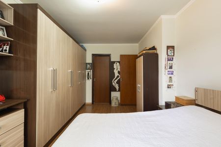 12_photo/94dce4e3a5.2832257cbb3df2c4-ATLAS-1d4bab60-0f34-4a75-a439-807cc826e9d4.jpg de casa à venda com 0 quarto, 156m² em Guabirotuba, Curitiba