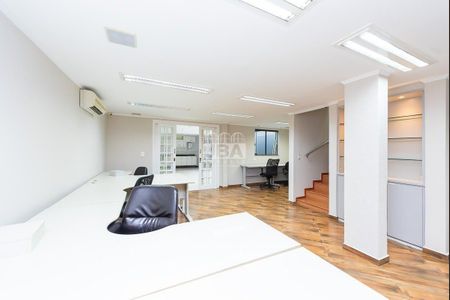 11_photo/94dce4e3bd.86f105e730b74fa5-ATLAS-0d12a486-49b9-42e7-870c-75e6b652daf5.jpg de casa à venda com 0 quarto, 200m² em Guabirotuba, Curitiba