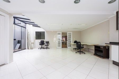 6_photo/94dce4e3bd.86f105e730b74fa5-ATLAS-29dc9865-a462-45be-bb35-be1af2638f12.jpg de casa à venda com 0 quarto, 200m² em Guabirotuba, Curitiba