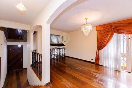 12_photo/94dce4e3e5.d98222dd41a0ddec-ATLAS-2dacd938-edad-4894-8ff2-4a3c6a46f76e.jpg de casa à venda com 5 quartos, 303m² em Guabirotuba, Curitiba