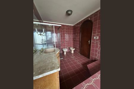 20_photo/94dce4e3e5.d98222dd41a0ddec-ATLAS-7a6f45f3-ae43-4b31-9df3-b47eb52b14eb.jpg de casa à venda com 3 quartos, 248m² em Guabirotuba, Curitiba