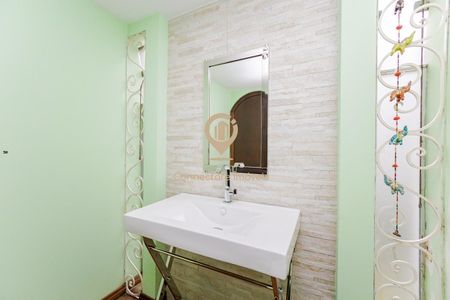 2_photo/94dce4e3e5.d98222dd41a0ddec-ATLAS-b873cbea-a899-4049-b4a3-7e0b90926fbe.jpg de casa à venda com 5 quartos, 303m² em Guabirotuba, Curitiba