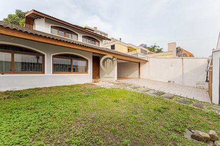 11_photo/94dce4e3e5.d98222dd41a0ddec-ATLAS-fd1c78d6-32f0-490a-92b7-eae53d579176.jpg de casa à venda com 5 quartos, 303m² em Guabirotuba, Curitiba