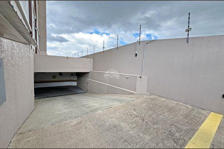 10_photo/94dce4e551.e43ed24cc4128610-ATLAS-7a738e53-db20-4bbc-9ce2-b9cd9a3436d6.jpg de apartamento para alugar com 1 quarto, 30m² em Rebouças, Curitiba