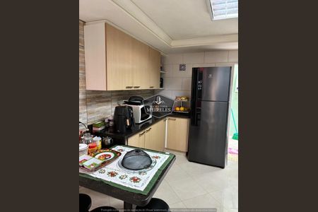 12_photo/94dce4e729.2f15d505e37c7ac5-ATLAS-6ba0b680-5ca4-4ab3-97c2-5b348072d0d9.jpg de casa à venda com 3 quartos, 240m² em Guabirotuba, Curitiba