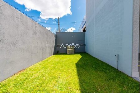 2_photo/94dce4e9bd.614b6dbc1122d364-ATLAS-2f8eb82b-70ac-48fb-bab1-88f68f01637f.jpg de casa à venda com 1 quarto, 440m² em Parolin, Curitiba