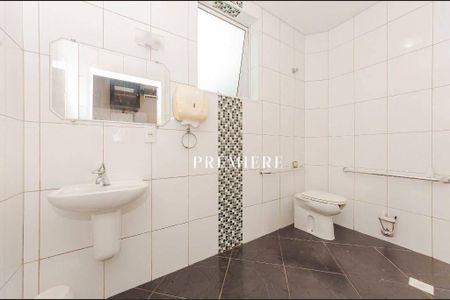 25_photo/94dce4eb87.2d257ce0050a8e83-ATLAS-bf2592e0-fccc-4362-b76e-9d8ceab6477e.jpg de casa à venda com 6 quartos, 304m² em Parolin, Curitiba