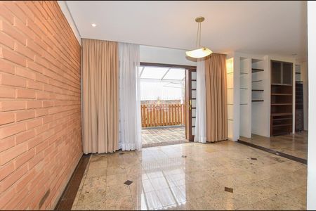 17_photo/94dce4eba3.9e8826600a2f05bd-ATLAS-1ba9a783-9c23-4b16-957f-07ca60f2af98.jpg de casa à venda com 3 quartos, 254m² em Parolin, Curitiba