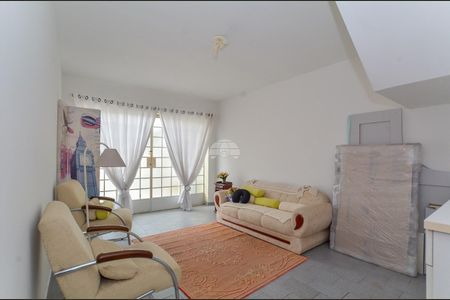 9_photo/94dce4ecc5.6e5a559de94b2ecf-ATLAS-bf27abfb-9c56-40c2-b725-6c4844a603f4.jpg de casa à venda com 3 quartos, 150m² em Parolin, Curitiba