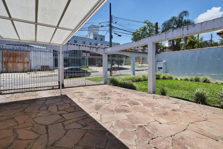 4_photo/94dce4ecfd.45e7dcc95d8e6c14-ATLAS-9f04f344-e247-4812-97b8-2b546762870e.jpg de casa à venda com 3 quartos, 248m² em Rebouças, Curitiba