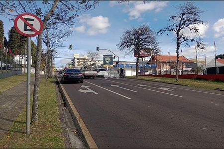 6_photo/94dce4ed9f.cdcaac75409d31be-ATLAS-1815a276-a3e9-470b-b57d-50c2231bea42.jpg de casa à venda com 5 quartos, 262m² em Centro, Curitiba