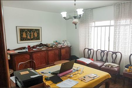 10_photo/94dce4ed9f.cdcaac75409d31be-ATLAS-9d381109-1092-4d03-805f-8d45affec871.jpg de casa à venda com 5 quartos, 262m² em Centro, Curitiba