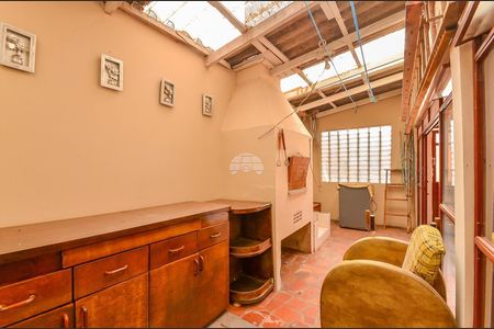 2_photo/94dce4edbd.d70948cd37f6cfc6-ATLAS-10069c09-75c2-4289-8f4d-d927498fc5f7.jpg de casa à venda com 5 quartos, 271m² em Prado Velho, Curitiba