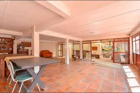 46_photo/94dce4edbd.d70948cd37f6cfc6-ATLAS-7c52f4f1-7fa1-4450-b1d3-162526fe75f5.jpg de casa à venda com 5 quartos, 271m² em Prado Velho, Curitiba