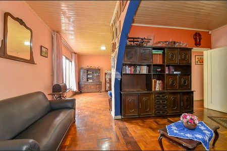 3_photo/94dce4edbd.d70948cd37f6cfc6-ATLAS-e930f993-e233-47f4-a76b-848bbaa6fc2f.jpg de casa à venda com 5 quartos, 271m² em Prado Velho, Curitiba