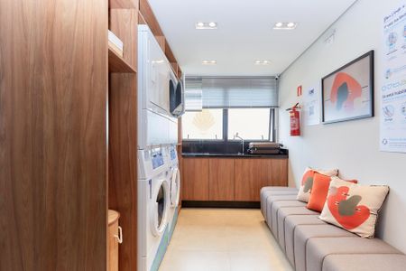 5_photo/94dce4f0c7.ff5890ccf3786f29-ATLAS-362f5d47-4f0c-40da-86be-c489f1f76aa9.jpg de kitnet/studio para alugar com 1 quarto, 23m² em Rebouças, Curitiba