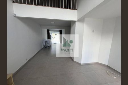 5_photo/94dce4f10f.2008f600ea595daf-ATLAS-ebb8ee26-865d-45b6-b4a0-27ad530dce80.jpg de casa à venda com 3 quartos, 151m² em Prado Velho, Curitiba