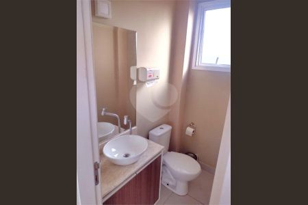 25_photo/94dce4f225.23351eba74f1df34-ATLAS-e974e902-d5f5-4d15-952d-224642baf007.jpg de apartamento à venda com 1 quarto, 94m² em Centro, Curitiba