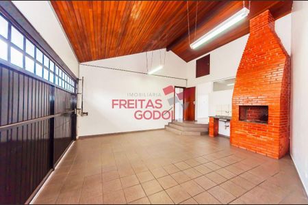 3_photo/94dce4f29d.c73b78bac5a2f3b6-ATLAS-2c4e3984-b64f-49a5-bd53-6490c5584de4.jpg de casa à venda com 3 quartos, 220m² em Parolin, Curitiba