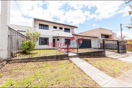 3_photo/94dce4f29d.c73b78bac5a2f3b6-ATLAS-3288e2c7-b126-47eb-a6f5-403f8bea2a96.jpg de casa à venda com 3 quartos, 220m² em Parolin, Curitiba