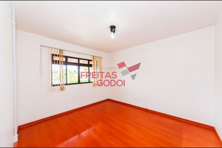 11_photo/94dce4f29d.c73b78bac5a2f3b6-ATLAS-72f9b61e-33e5-4098-997a-c5f5869cd62d.jpg de casa à venda com 3 quartos, 220m² em Parolin, Curitiba