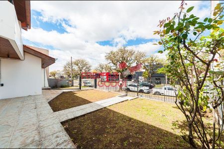 10_photo/94dce4f29d.c73b78bac5a2f3b6-ATLAS-b7b745c7-c5e3-44e9-888c-e8c5b11d3381.jpg de casa à venda com 3 quartos, 220m² em Parolin, Curitiba