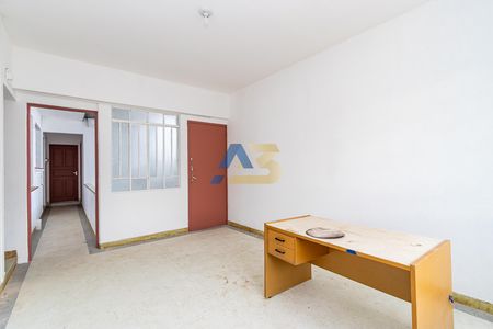19_photo/94dce4f2e7.245a7bfbd20dc7e9-ATLAS-ce44f676-3991-4495-8c43-ad02421cb667.jpg de casa à venda com 8 quartos, 360m² em Centro, Curitiba