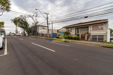 47_photo/94dce4f2e7.28efbbc60cc7b4c4-ATLAS-731cef1f-0835-477c-b111-5e3f94b22065.jpg de casa à venda com 10 quartos, 360m² em Centro, Curitiba