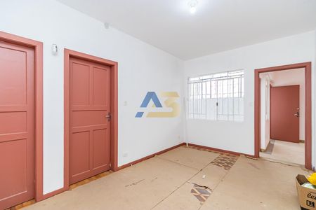 12_photo/94dce4f2e7.28efbbc60cc7b4c4-ATLAS-a3f812c1-5670-44a3-8884-91999aa3135d.jpg de casa à venda com 10 quartos, 360m² em Centro, Curitiba