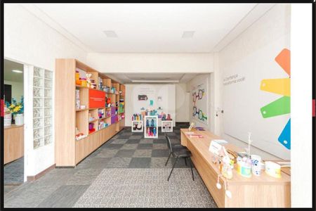 6_photo/94dce4f345.3e1b4b7d4b39a1bc-ATLAS-36a002ab-5773-4d9b-90e9-a22ebad85c2e.jpg de apartamento à venda com 6 quartos, 472m² em Parolin, Curitiba