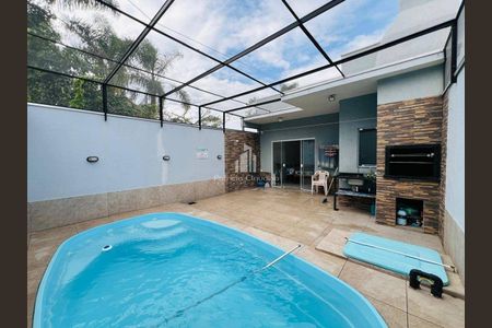 6_photo/94dce4f37d.c1a9b830dfa0de40-ATLAS-1aad4bef-810f-4324-a9dd-1d144201aff9.jpg de casa à venda com 3 quartos, 83m² em Parolin, Curitiba