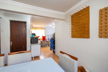 4_photo/94dce4f4bf.2f15d505e37c7ac5-ATLAS-eb9c95ab-d1b9-4251-898a-eeca2be21f9b.jpg de apartamento à venda com 2 quartos, 74m² em Rebouças, Curitiba