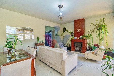 9_photo/94dce4f6d7.8fb203daea398bf8-ATLAS-9323ed3e-25af-4e9a-aa9c-1342282ce8c2.jpg de casa à venda com 6 quartos, 160m² em Prado Velho, Curitiba