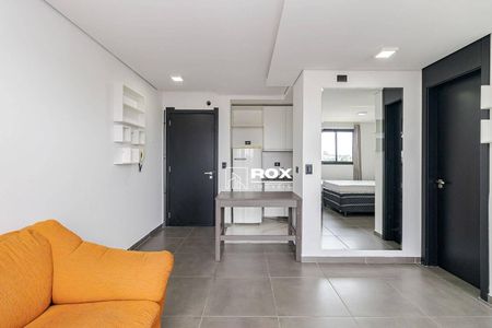 12_photo/94dce4f709.0a8c2ef2b1f1fc12-ATLAS-47a7ce9e-abd9-450b-b2ea-65d9e31e0452.jpg de kitnet/studio para alugar com 1 quarto, 36m² em Rebouças, Curitiba