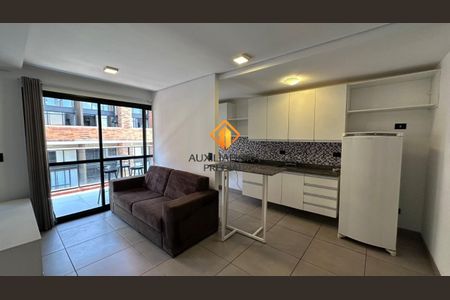 2_photo/94dce4f709.dedba94e78d55b90-ATLAS-c71e9233-e5e2-46d7-abd5-2d9d47888366.jpg de apartamento para alugar com 1 quarto, 50m² em Rebouças, Curitiba