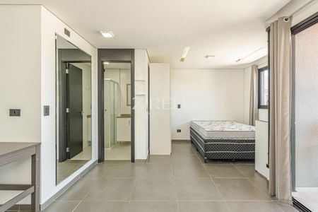 1_photo/94dce4f709.eb1518fd0d4f9e22-ATLAS-0b8ea4a8-4eb3-421b-9640-5e8b1ab137e1.jpg de apartamento para alugar com 1 quarto, 36m² em Rebouças, Curitiba