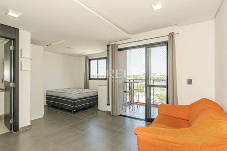 8_photo/94dce4f709.eb1518fd0d4f9e22-ATLAS-5ec84a93-7c84-4bef-9497-ab56ed59e978.jpg de apartamento para alugar com 1 quarto, 36m² em Rebouças, Curitiba