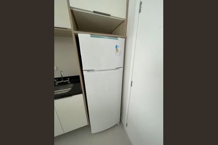 7_photo/94dce4f7db.dc4c3710a436727e-ATLAS-c423f5a1-9dfa-4382-b6ba-d9d8afa2aa91.jpg de apartamento para alugar com 1 quarto, 40m² em Rebouças, Curitiba