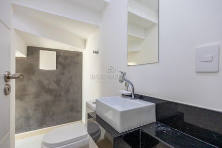 12_photo/94dce4fab9.ceff8192393c33de-ATLAS-14b48bea-7a78-48bf-a78d-85c0475fbc4b.jpg de casa à venda com 3 quartos, 200m² em Prado Velho, Curitiba