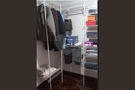 10_photo/94dce4fab9.ceff8192393c33de-ATLAS-7238ed52-57e0-4f99-ad94-b71caa77f50d.jpg de casa à venda com 3 quartos, 220m² em Prado Velho, Curitiba