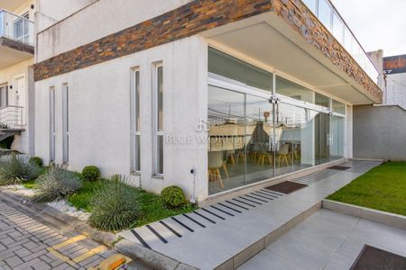 34_photo/94dce4fab9.ceff8192393c33de-ATLAS-78aa5dbf-0560-4010-9df6-1f4c6cd527b6.jpg de casa à venda com 3 quartos, 200m² em Prado Velho, Curitiba