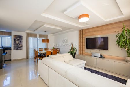 3_photo/94dce4fab9.ceff8192393c33de-ATLAS-7b6810cd-f1bb-4c2e-b929-9fff7b9225d6.jpg de casa à venda com 3 quartos, 200m² em Prado Velho, Curitiba